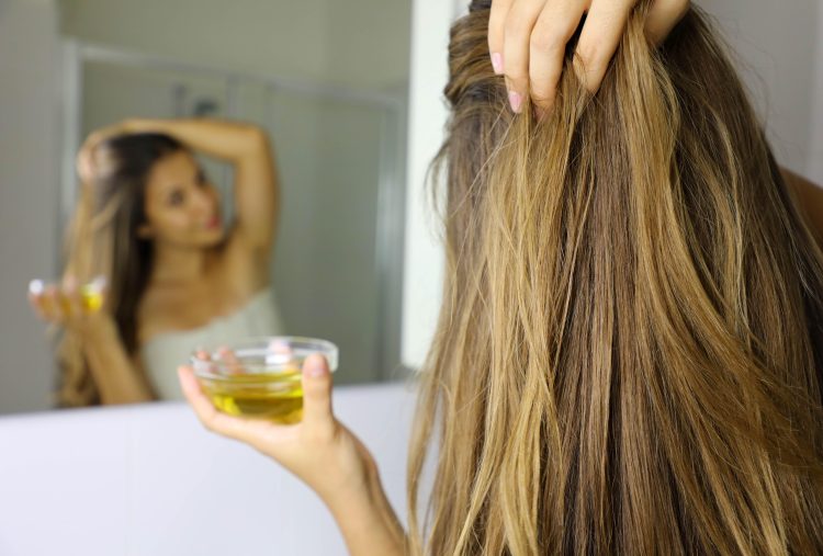 A Guide on Hair Oil & Their Benefits